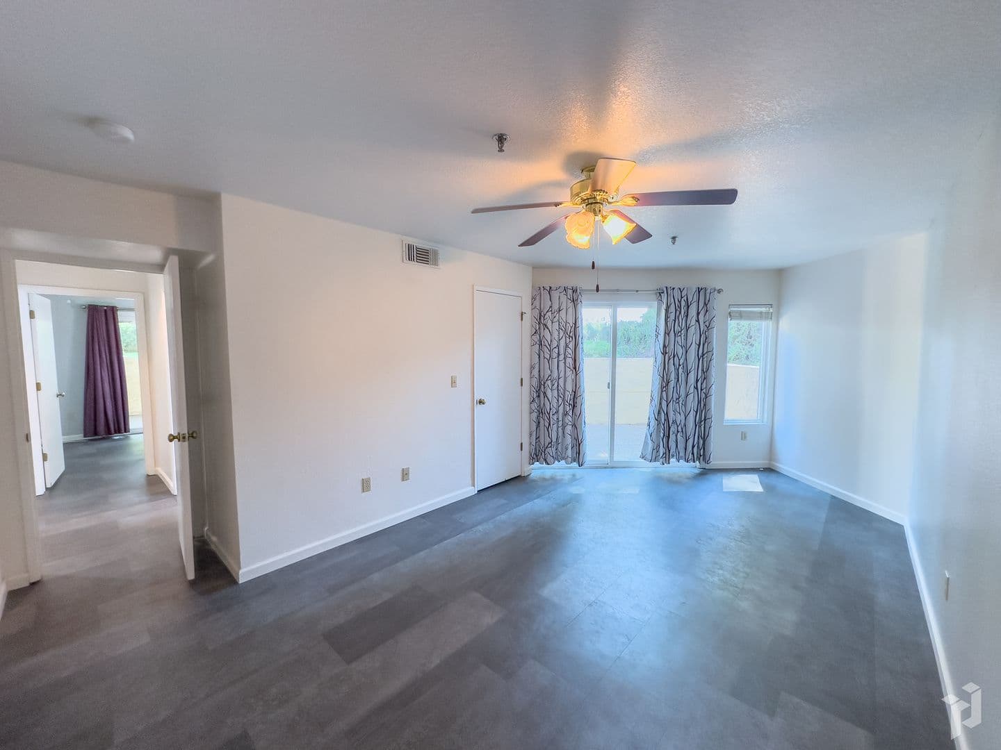Chico House: 30 Sierra Lakeside Ln.