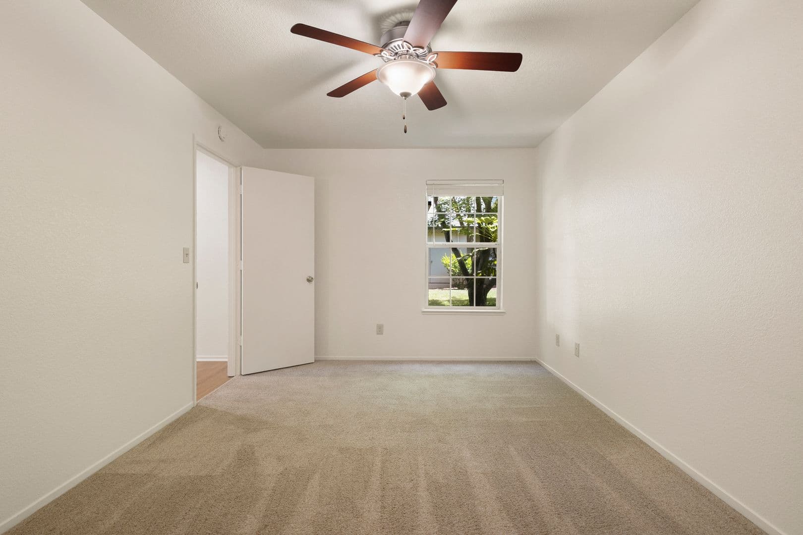 Chico Apartment: 2060 Amanda Way