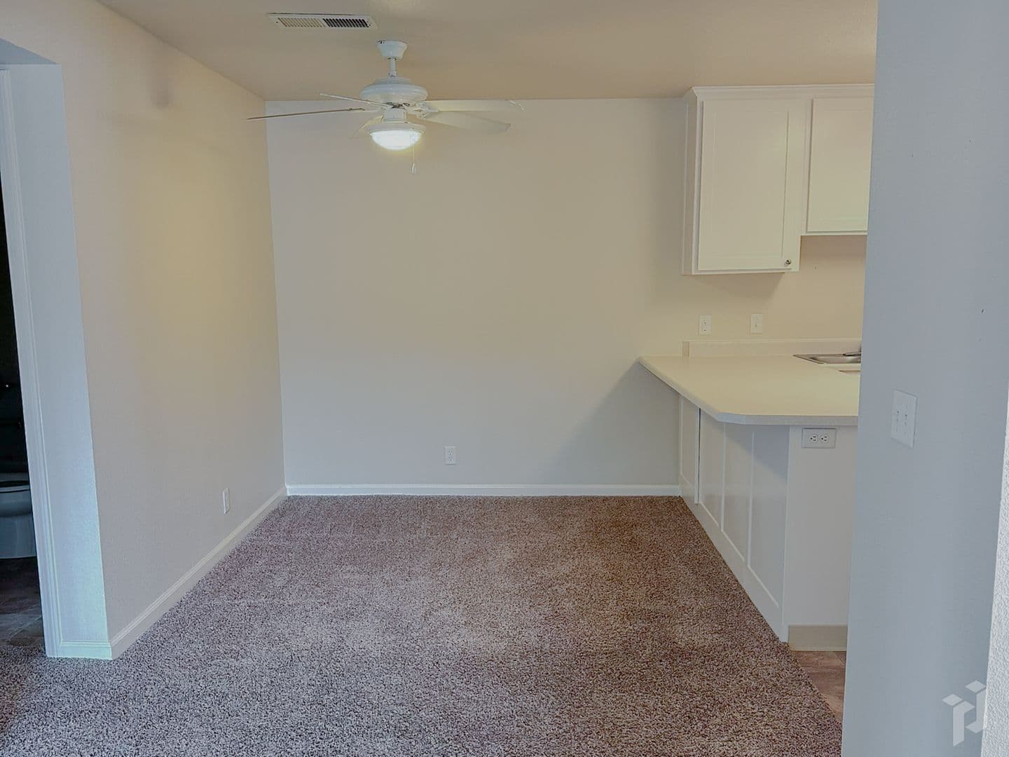 Oroville Apartment: 76-85 Tuscan Villa Dr.