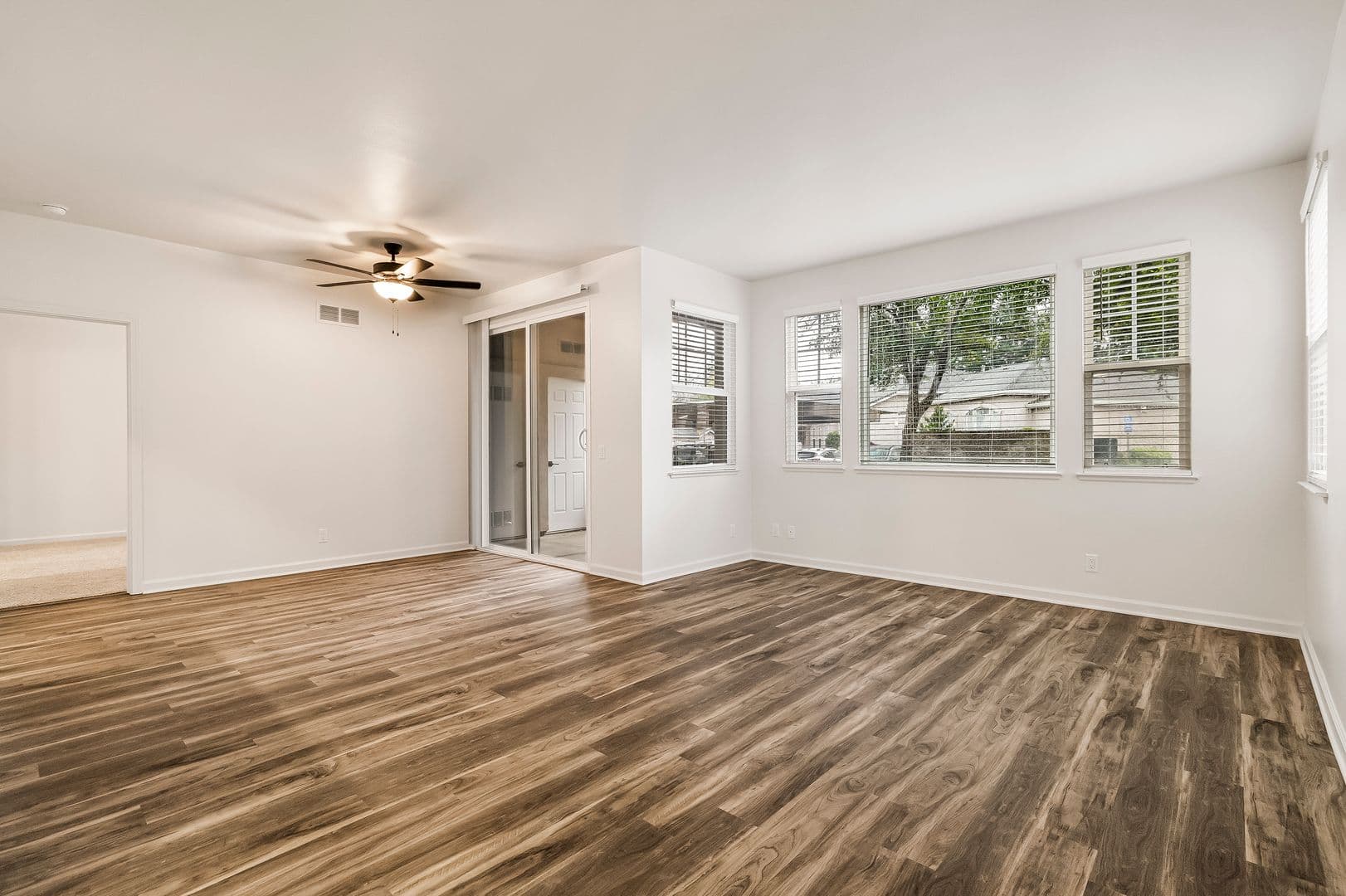 Chico Apartment: 100 Sterling Oaks Drive