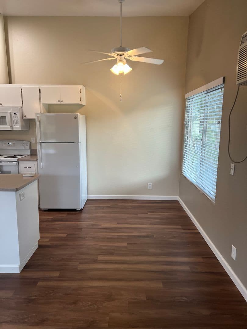Chico Apartment: 1459 East Lassen Avenue,
