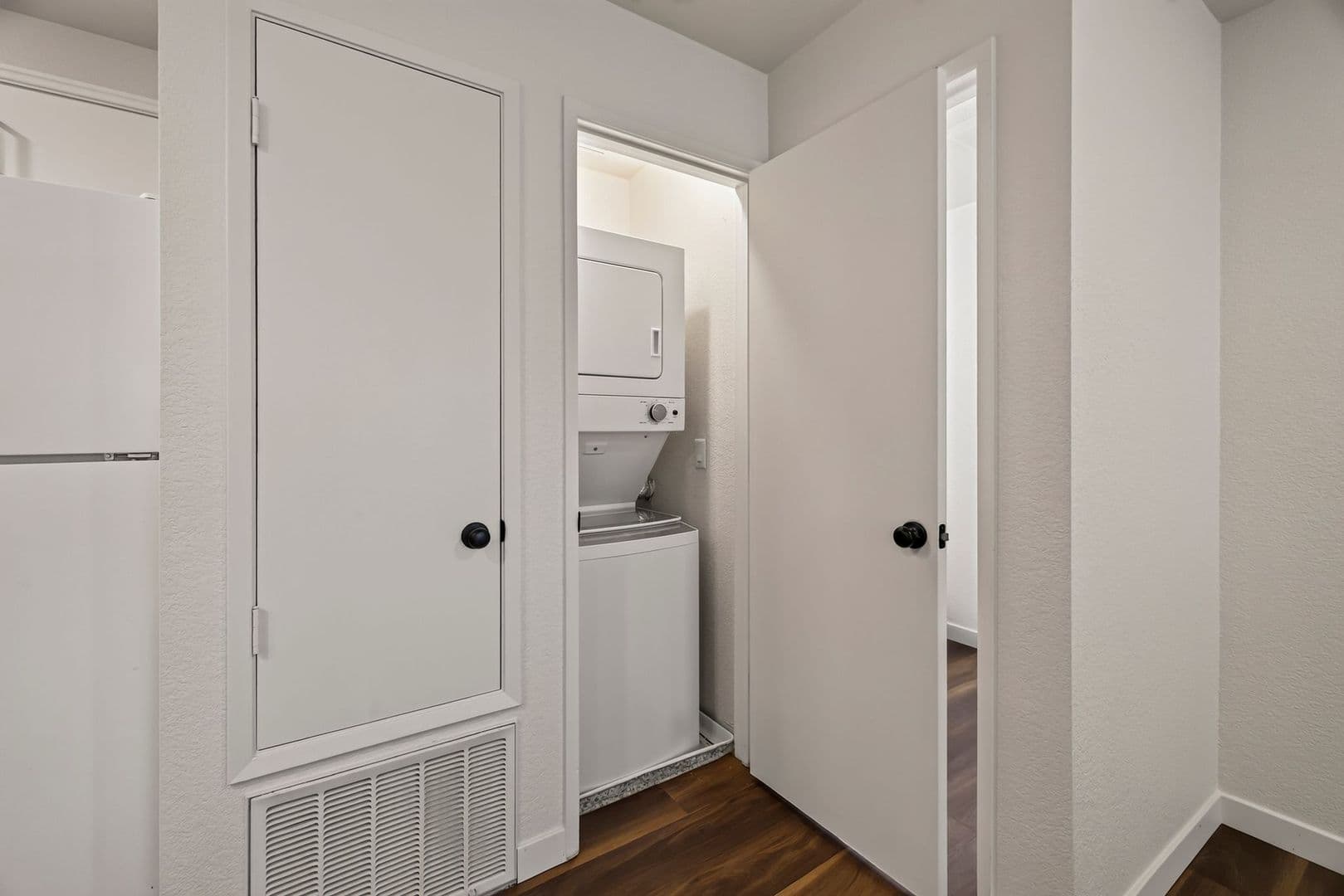 Chico Apartment: 2060 Amanda Way