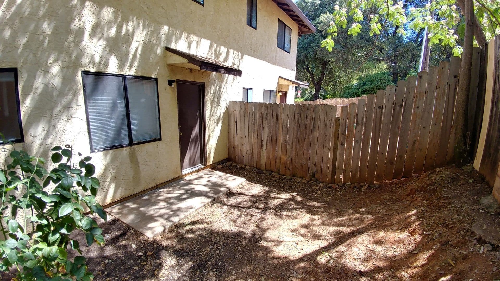 Redding Apartment: 1975 10th Street