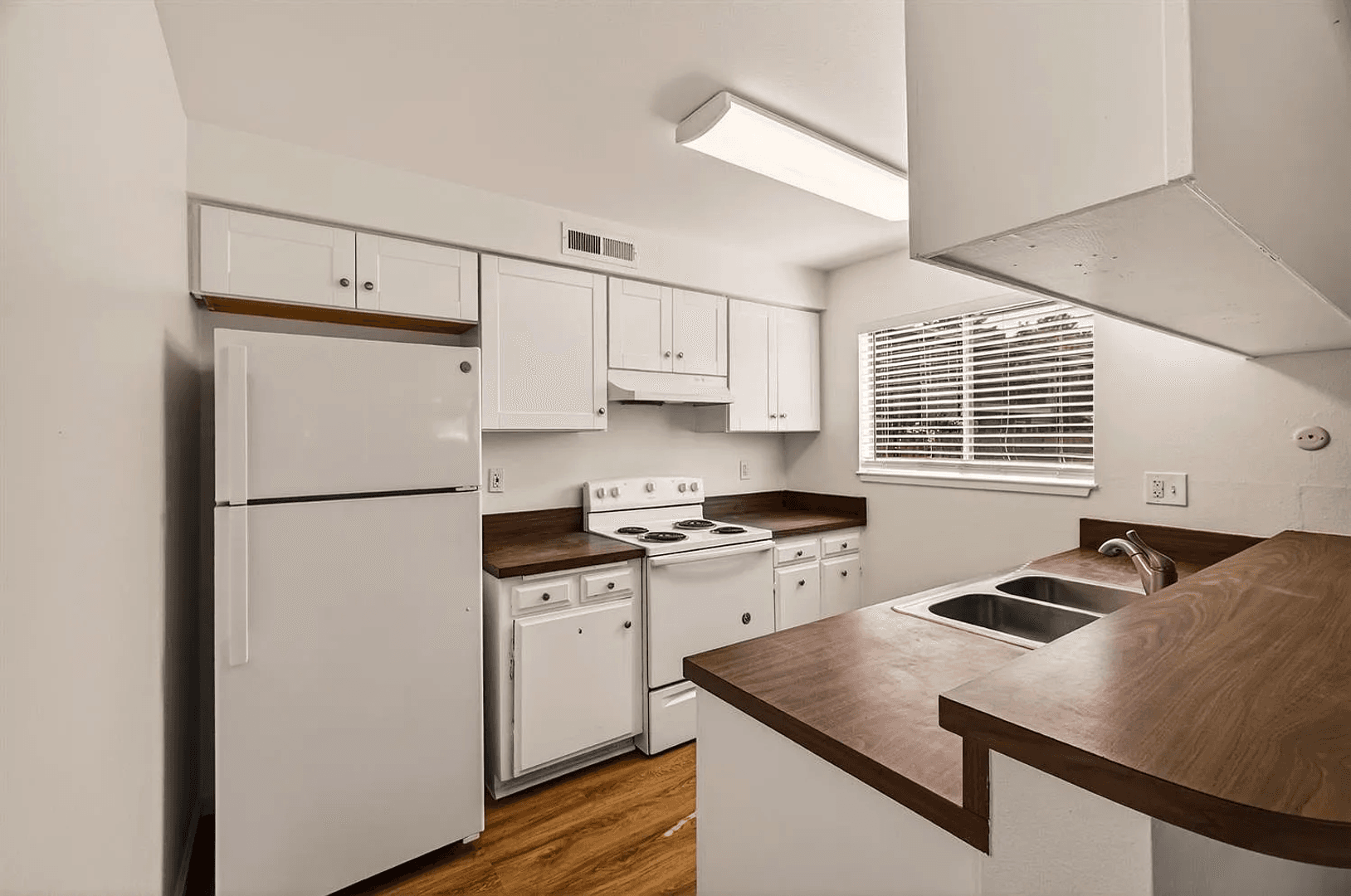 Chico Apartment: 615 Rancheria Drive