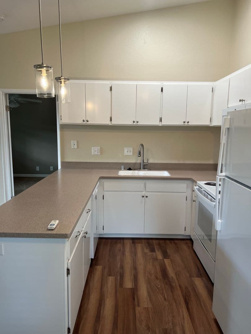 Chico Apartment: 1459 East Lassen Avenue,