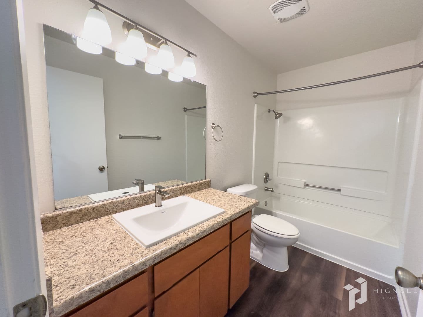 Chico Apartment: 2060 Amanda Way