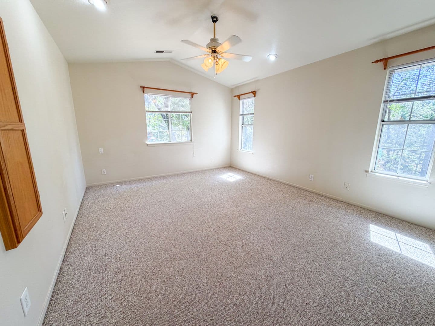 Forest Ranch House: 4896 Chateau Way