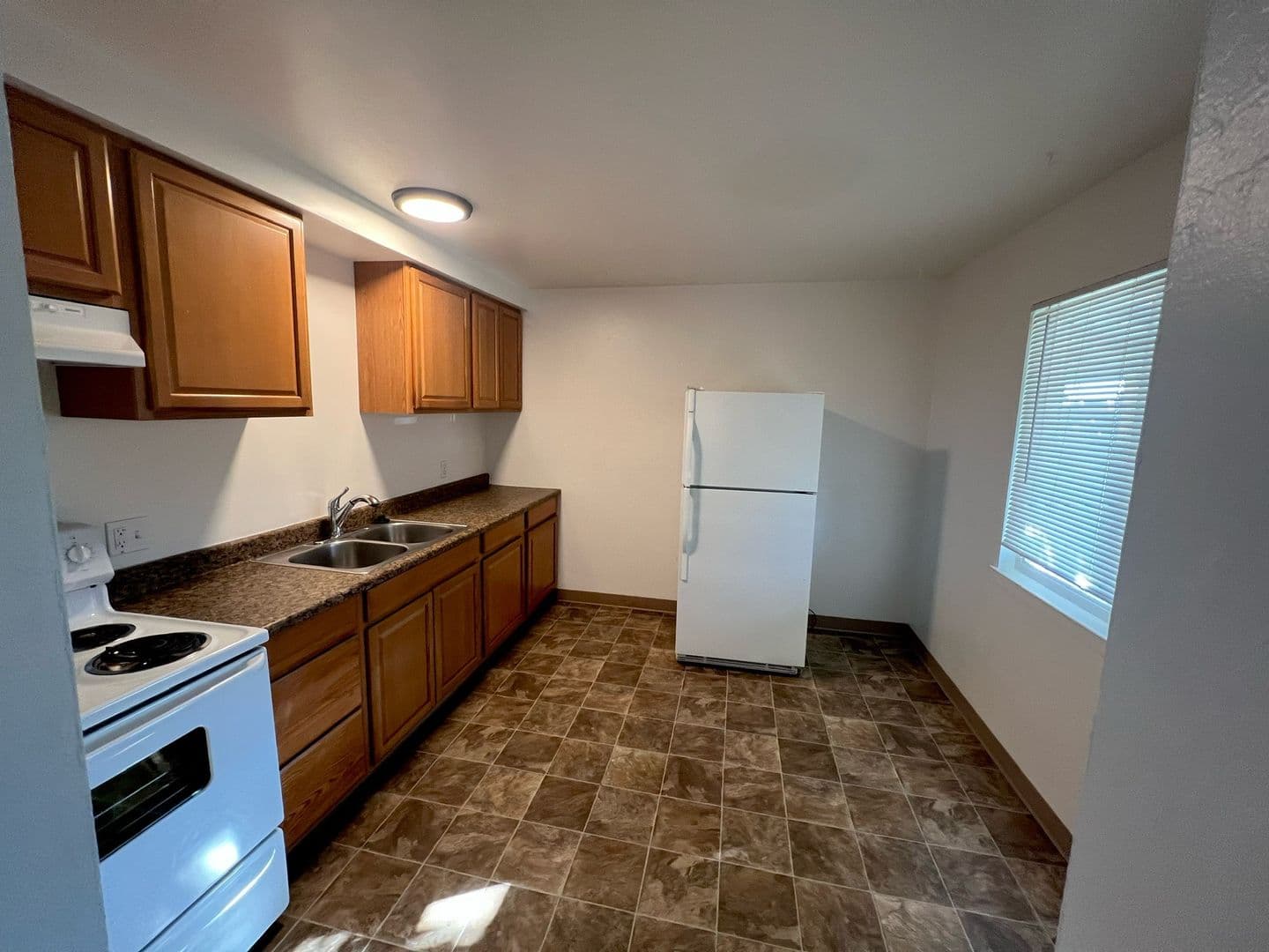 Oroville Apartment: 501/503 Pomona Avenue