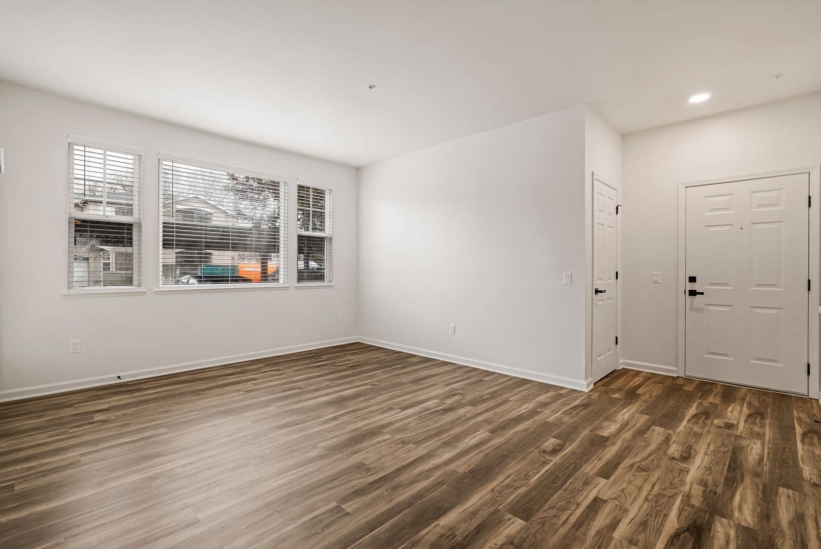 Chico Apartment: 100 Sterling Oaks Drive