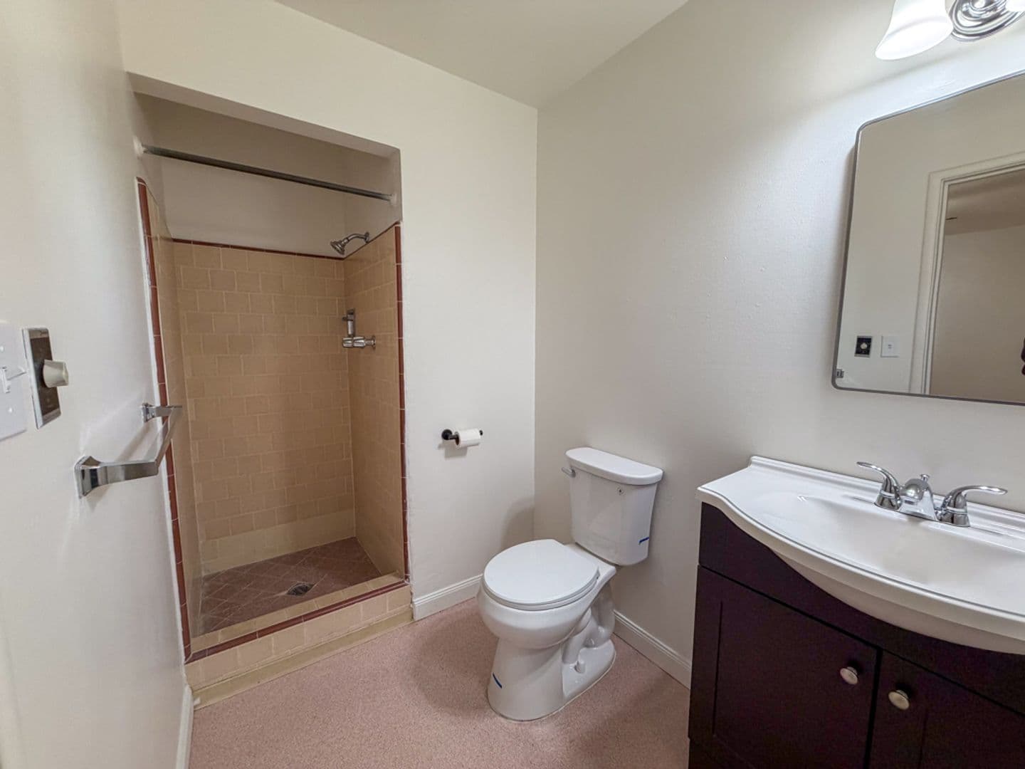 Chico House: 870 Moss Ave