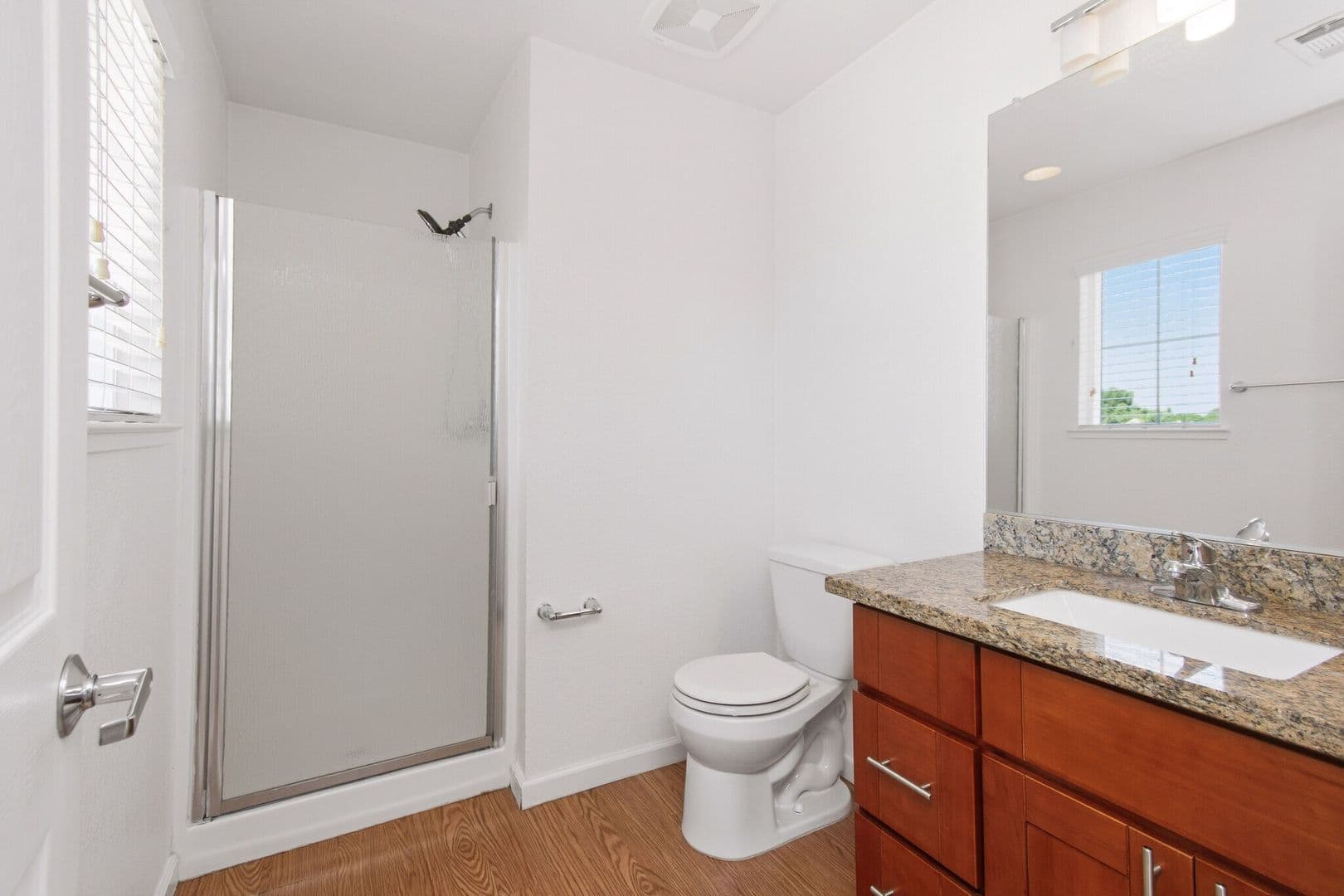 Sacramento Apartment: 5497 Carlson Dr
