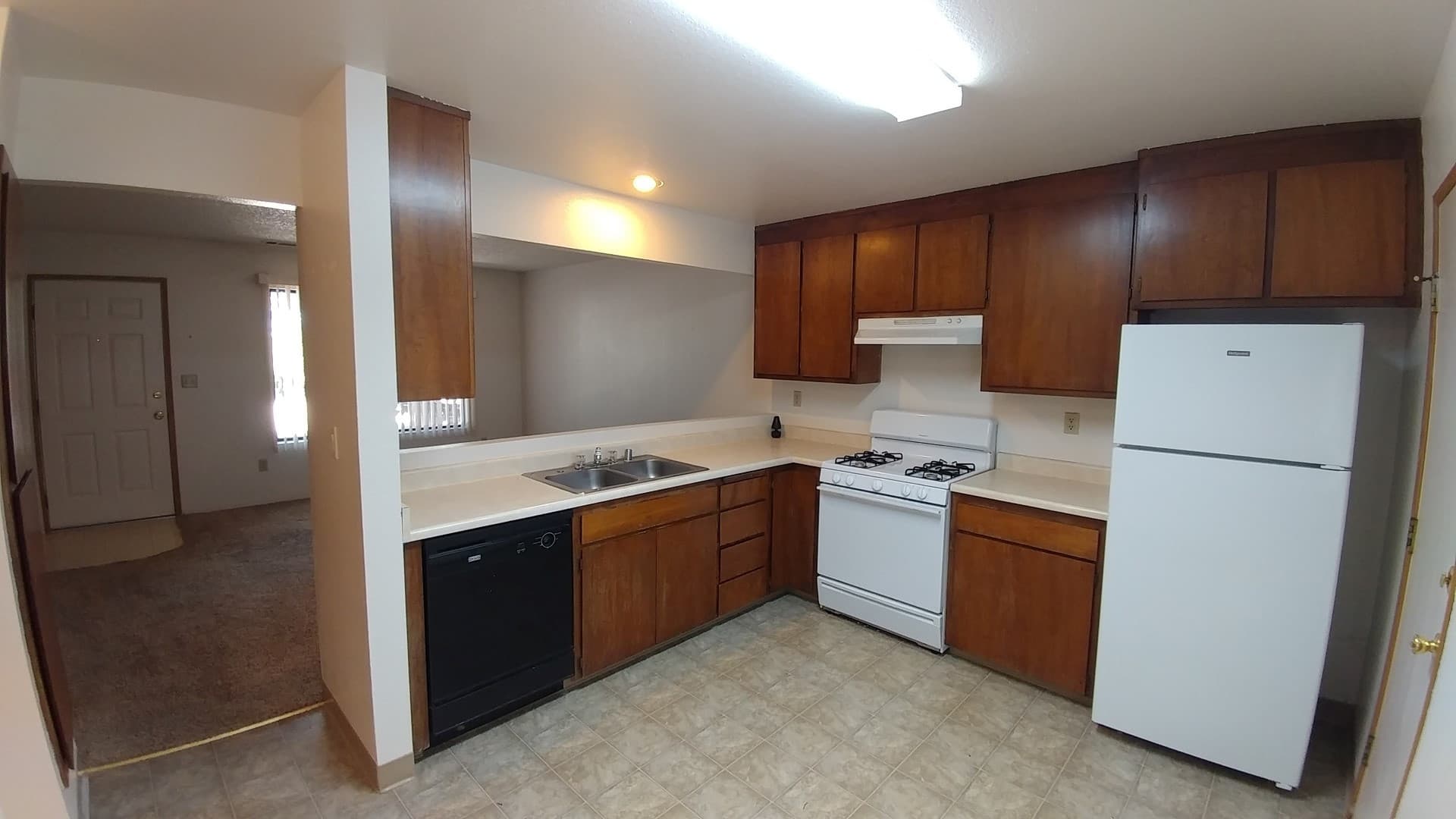 Redding Apartment: 1975 10th Street