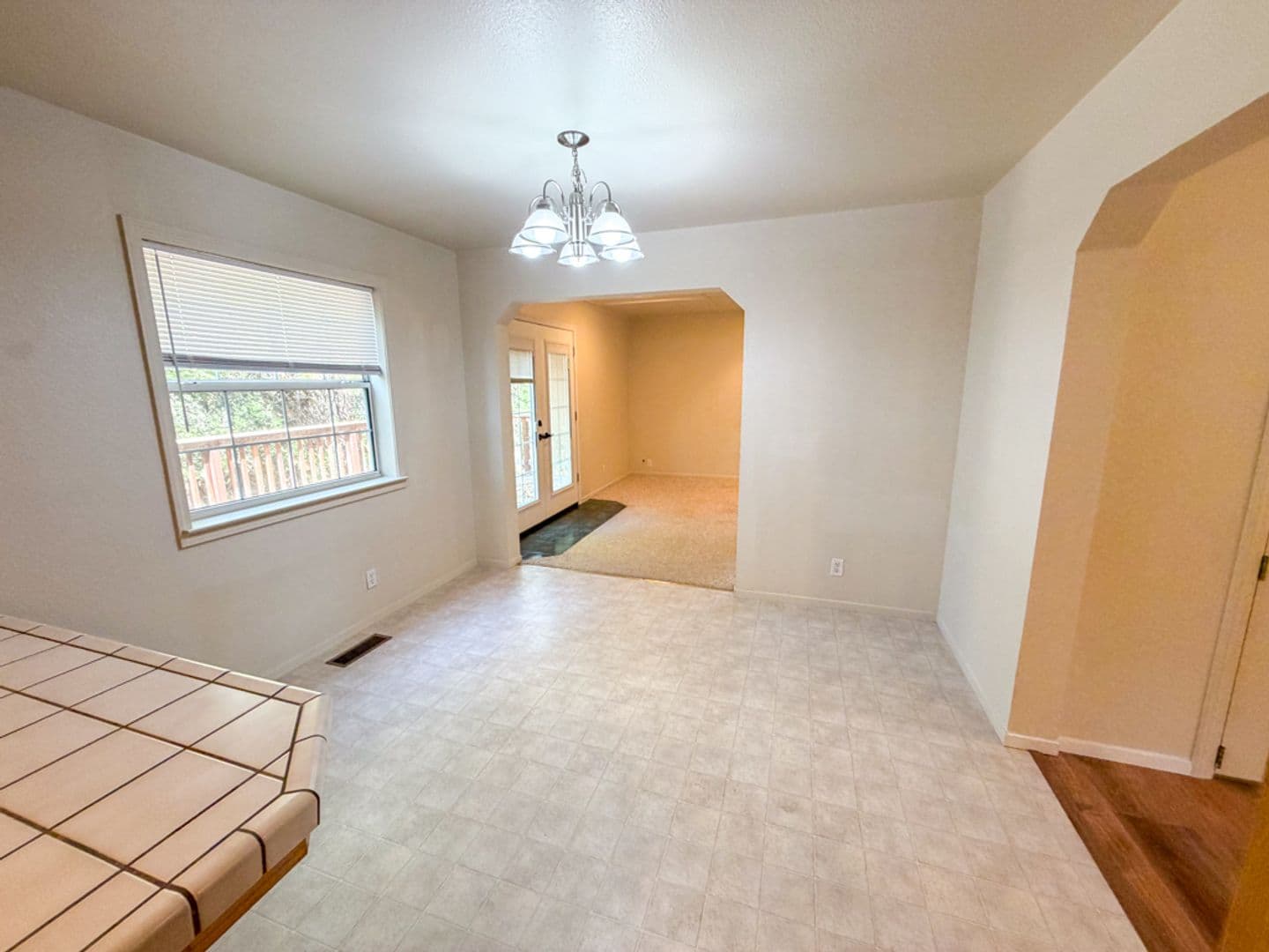 Forest Ranch House: 4896 Chateau Way