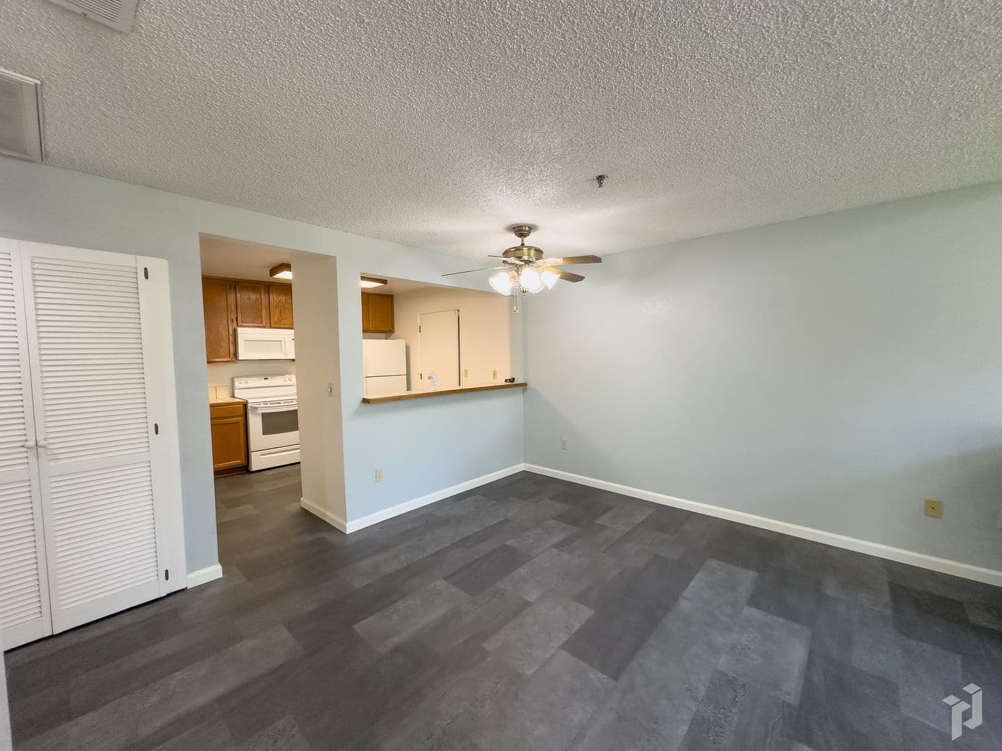 Chico House: 30 Sierra Lakeside Ln.