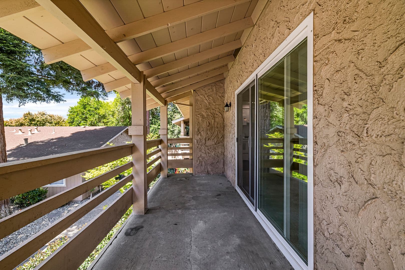 Chico Apartment: 390 Rio Lindo Avenue