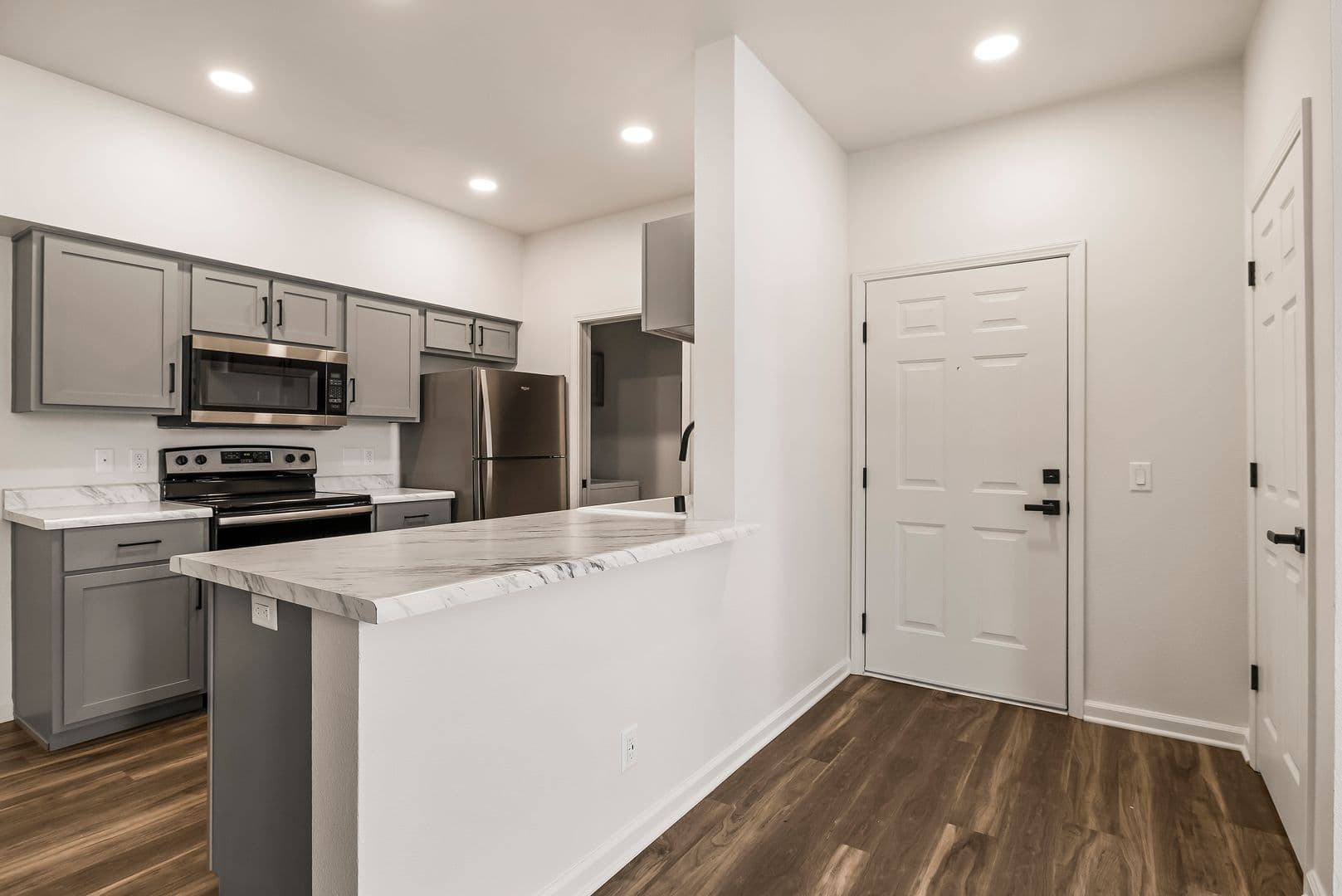 Chico Apartment: 100 Sterling Oaks Drive
