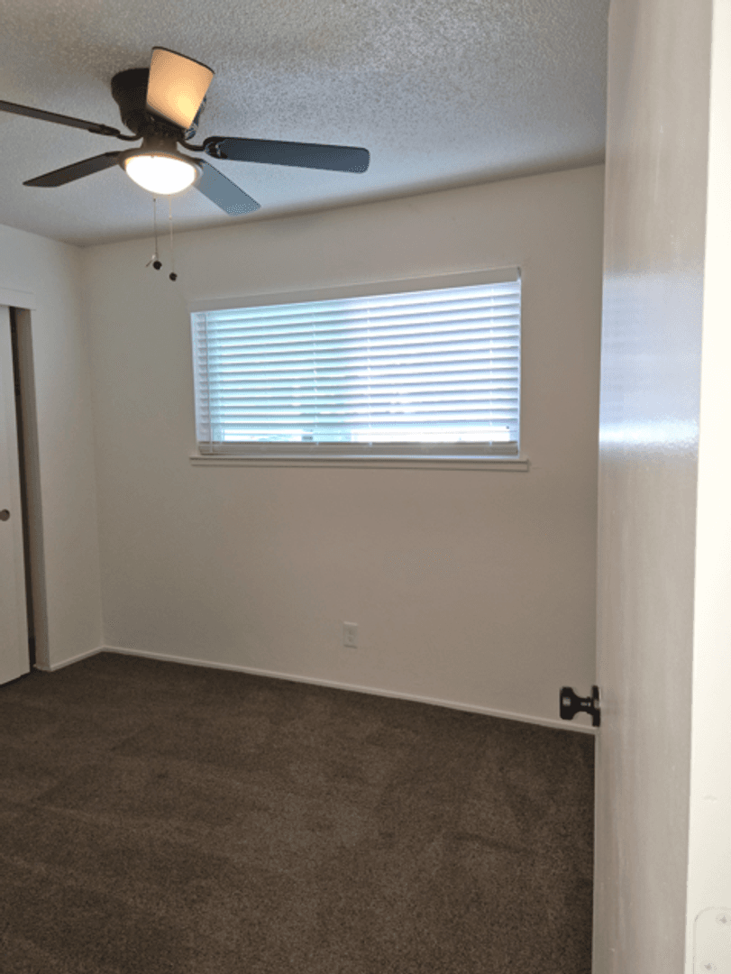 Yuba City Apartment: 411 Bird Street