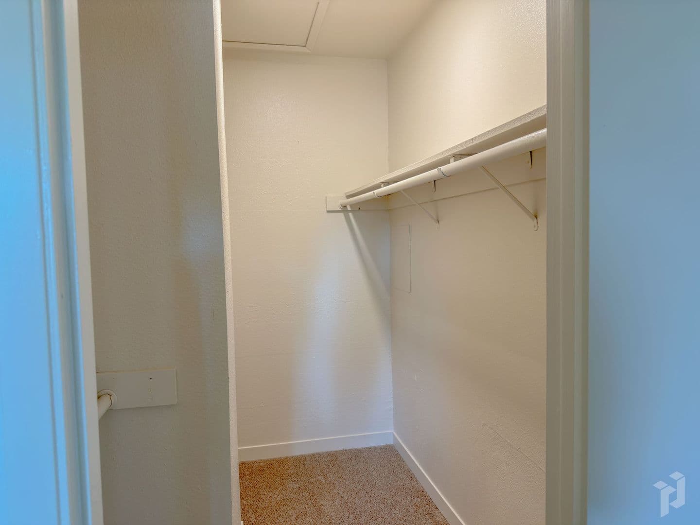 Chico Apartment: 390 Rio Lindo Avenue