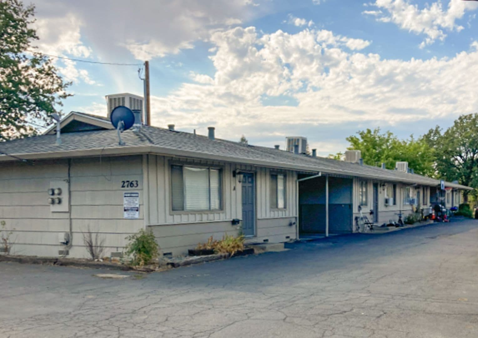 Redding Apartment: 2759/2763 Hawn Ave.