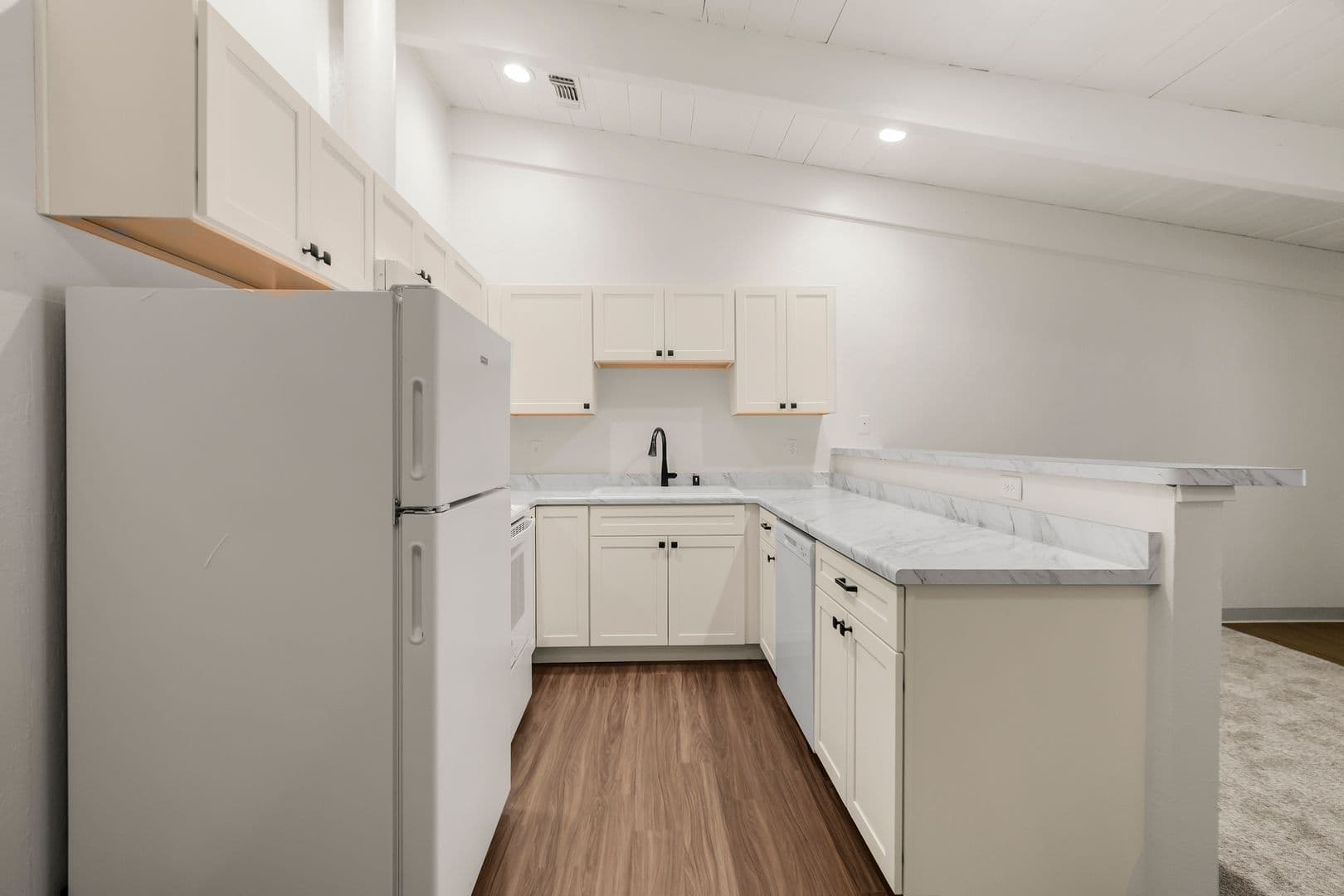 Chico Apartment: 1565 N. Cherry Street