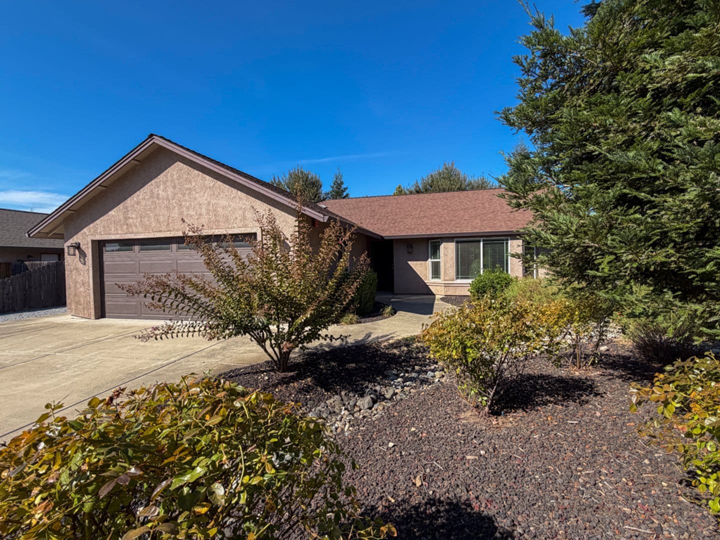 Redding House: 7172 Landcaster Court