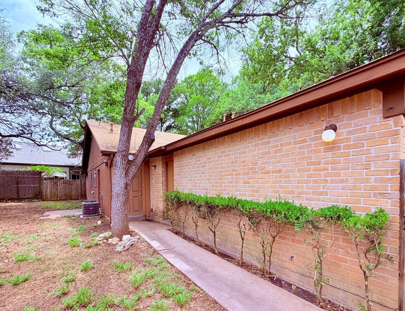 Austin Apartment: 6503 Columbia Oaks Court