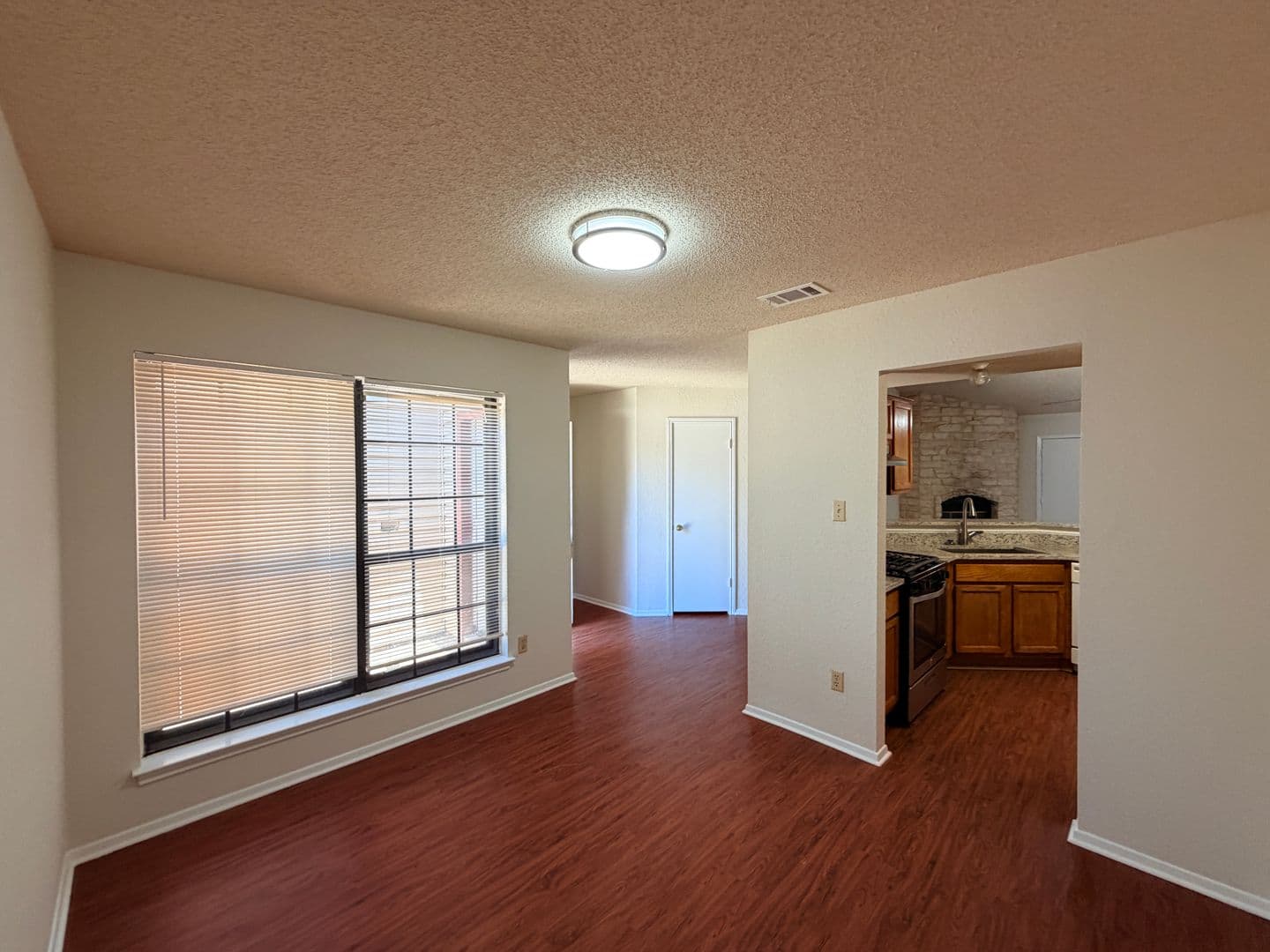 Round Rock House: 2013 James Place