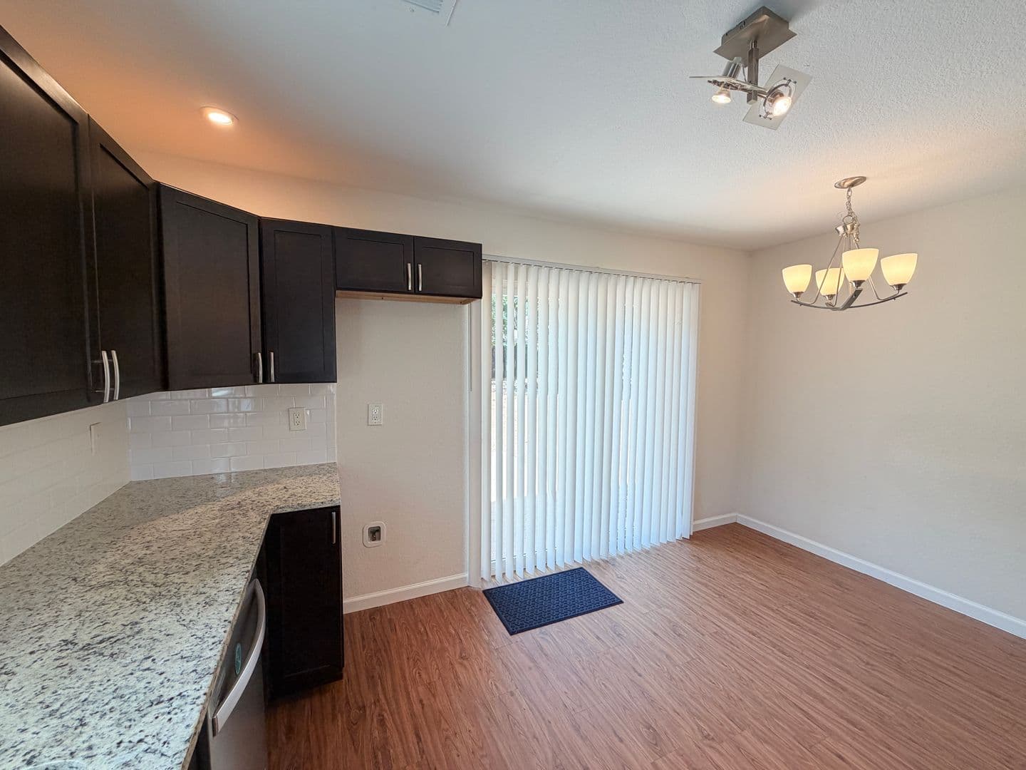 Leander House: 1605 Parkwood Drive
