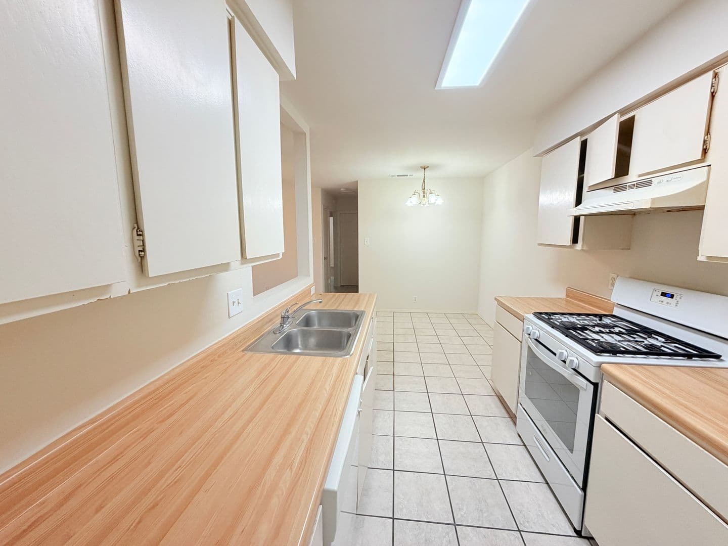 Round Rock House: 405 Parkhill Cove