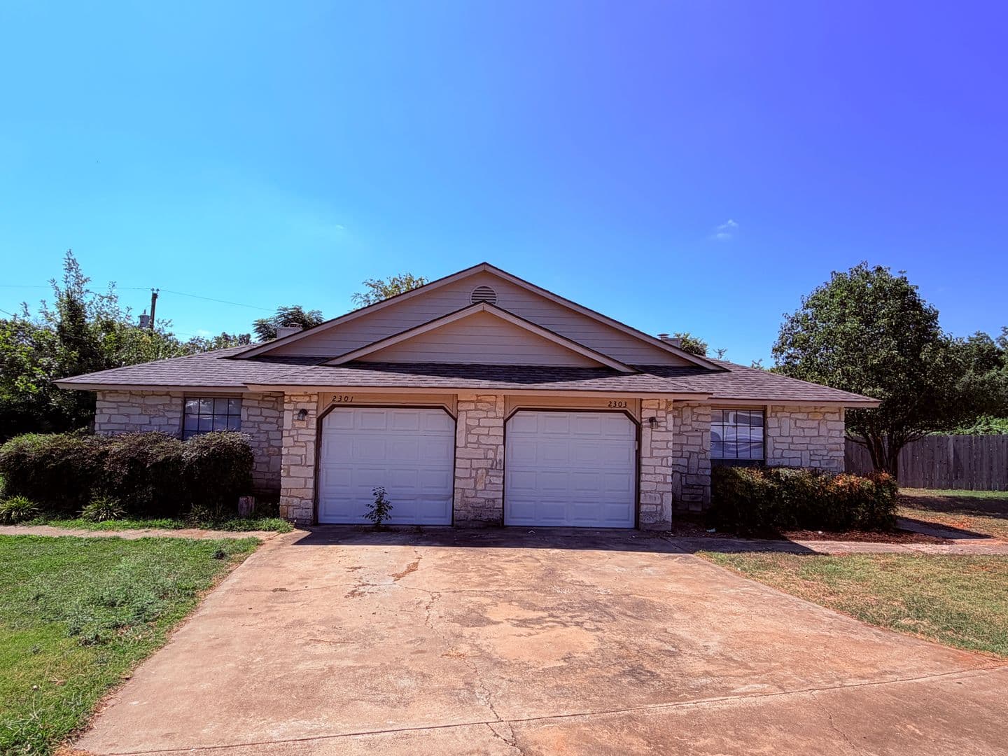 Round Rock Condo: 2303 Whitlow Cove