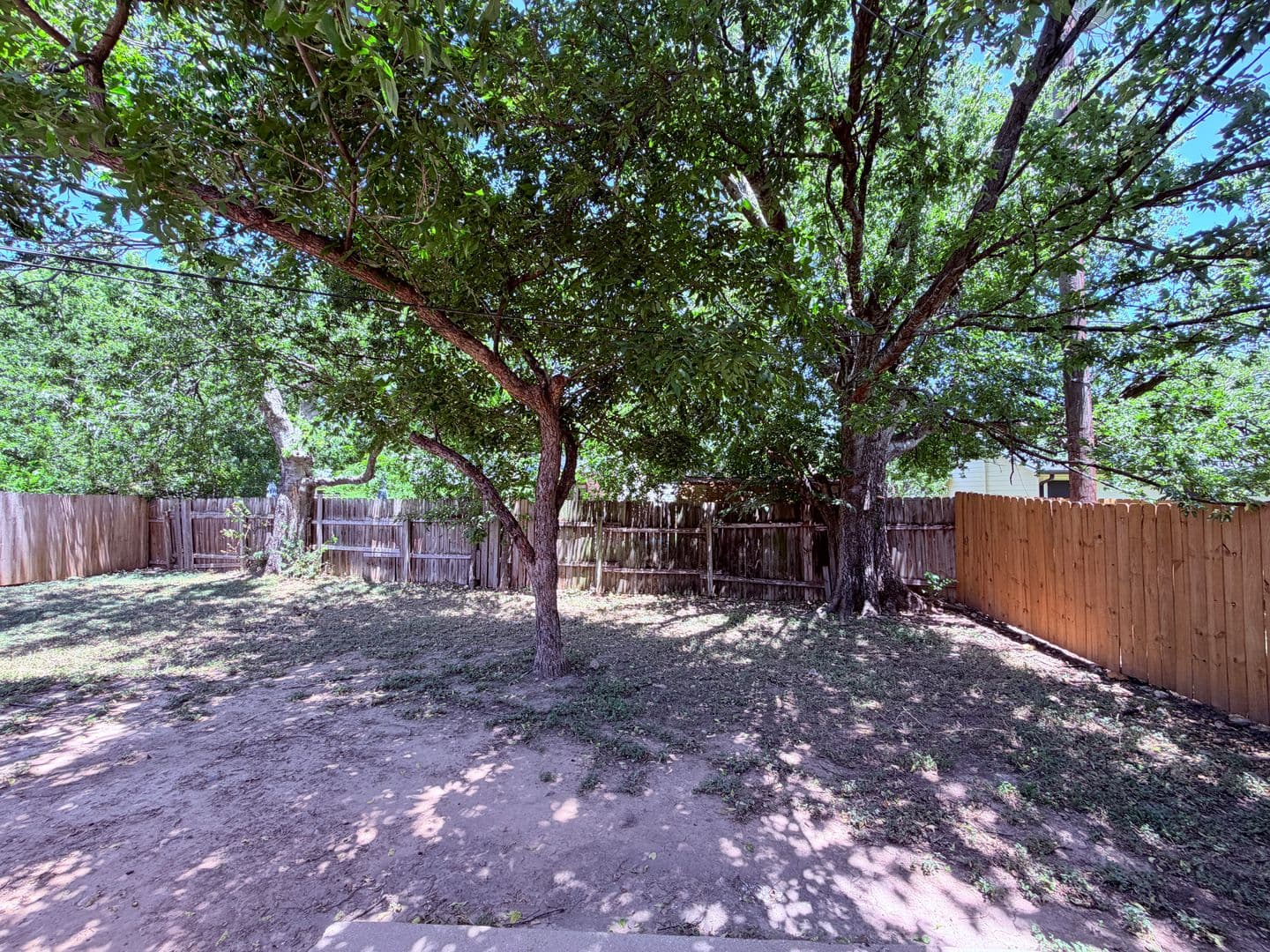 Round Rock House: 2013 James Place
