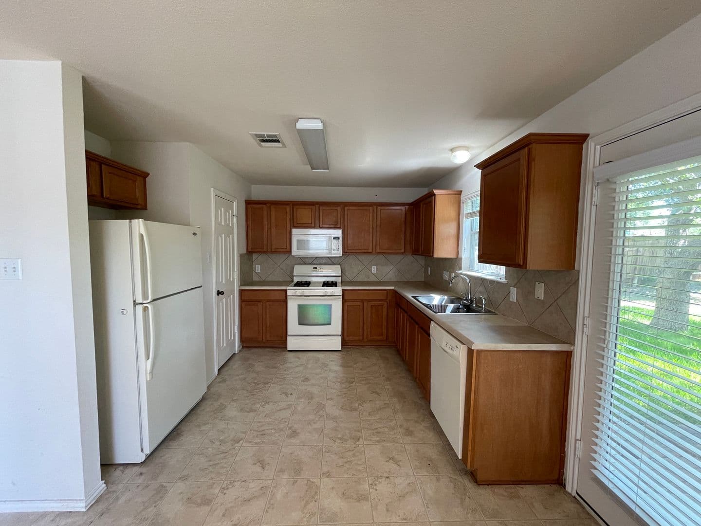 Round Rock House: 3830 Castle Rock Cove