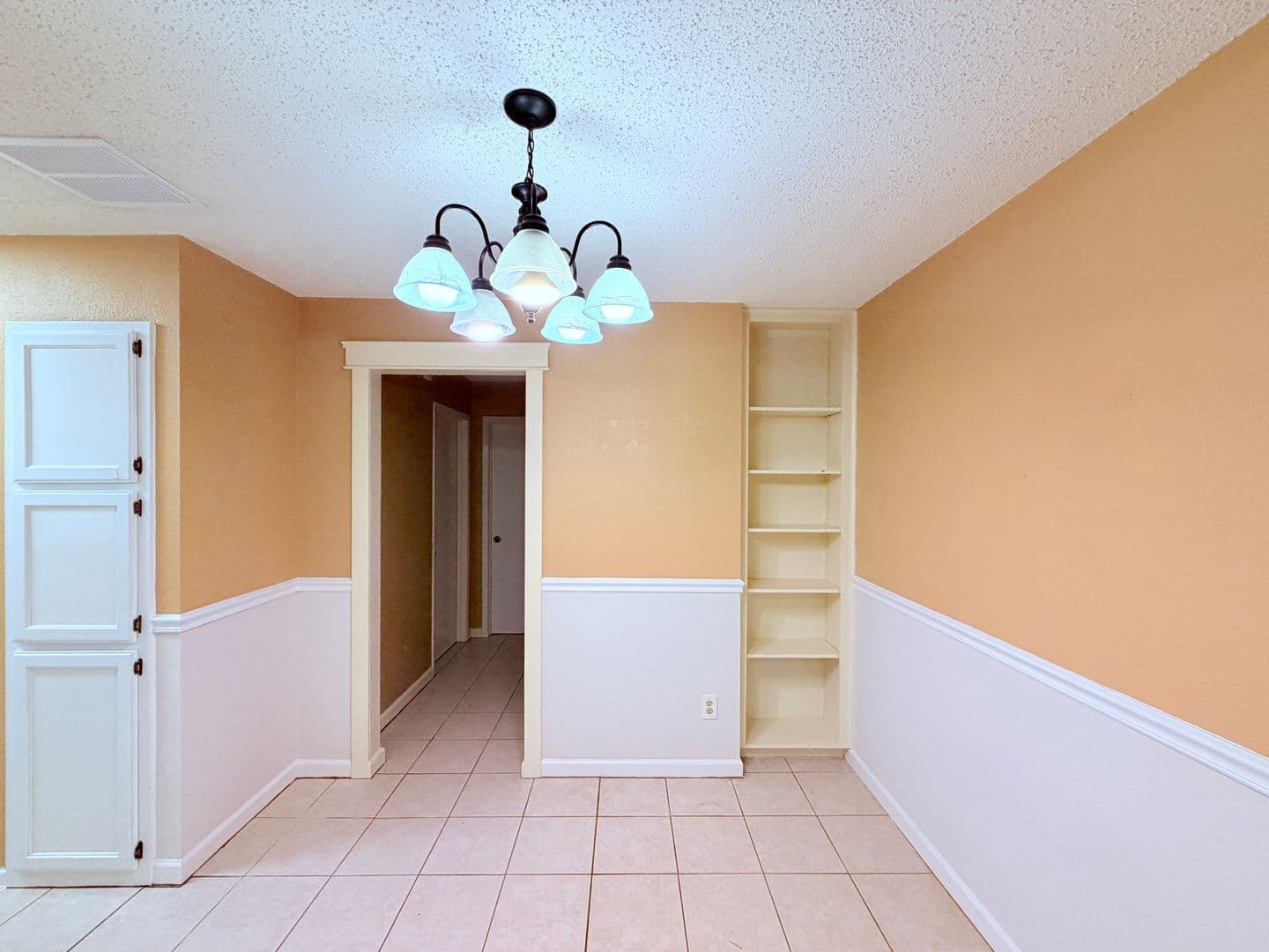 Austin Apartment: 6503 Columbia Oaks Court