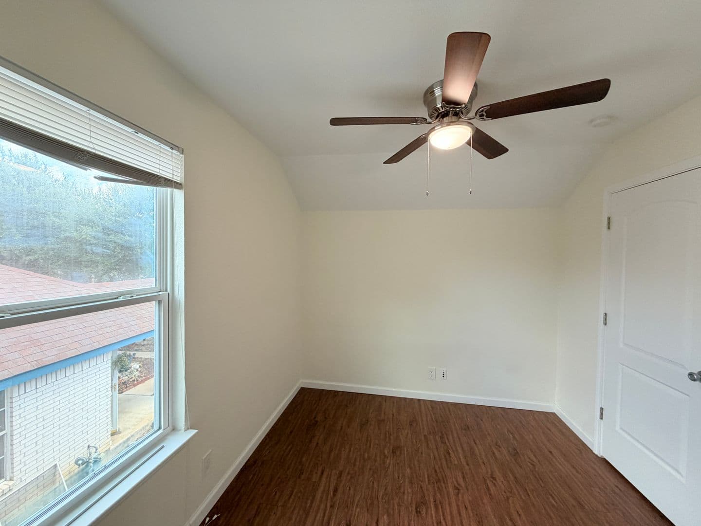 Leander House: 1605 Parkwood Drive
