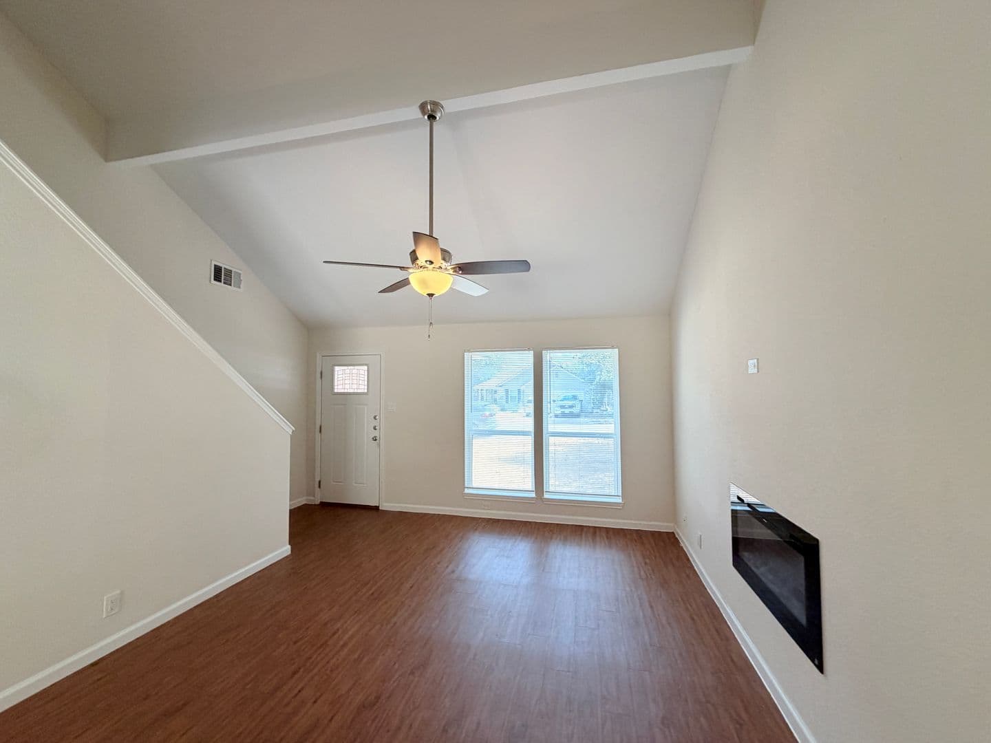 Leander House: 1605 Parkwood Drive
