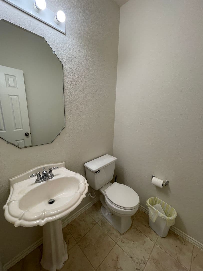 Round Rock House: 3830 Castle Rock Cove