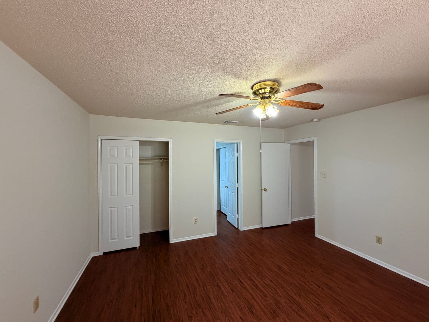 Round Rock House: 2013 James Place