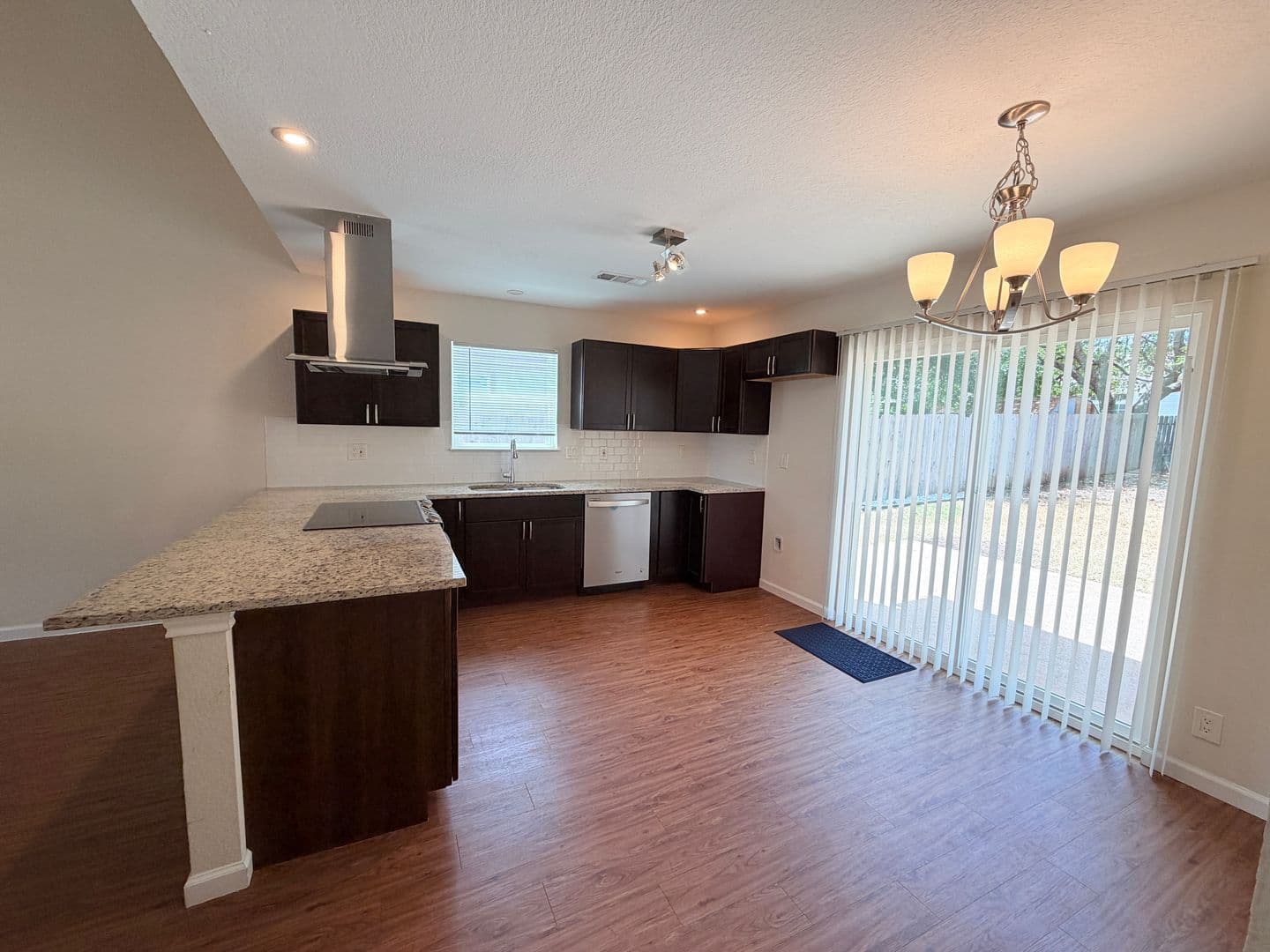 Leander House: 1605 Parkwood Drive