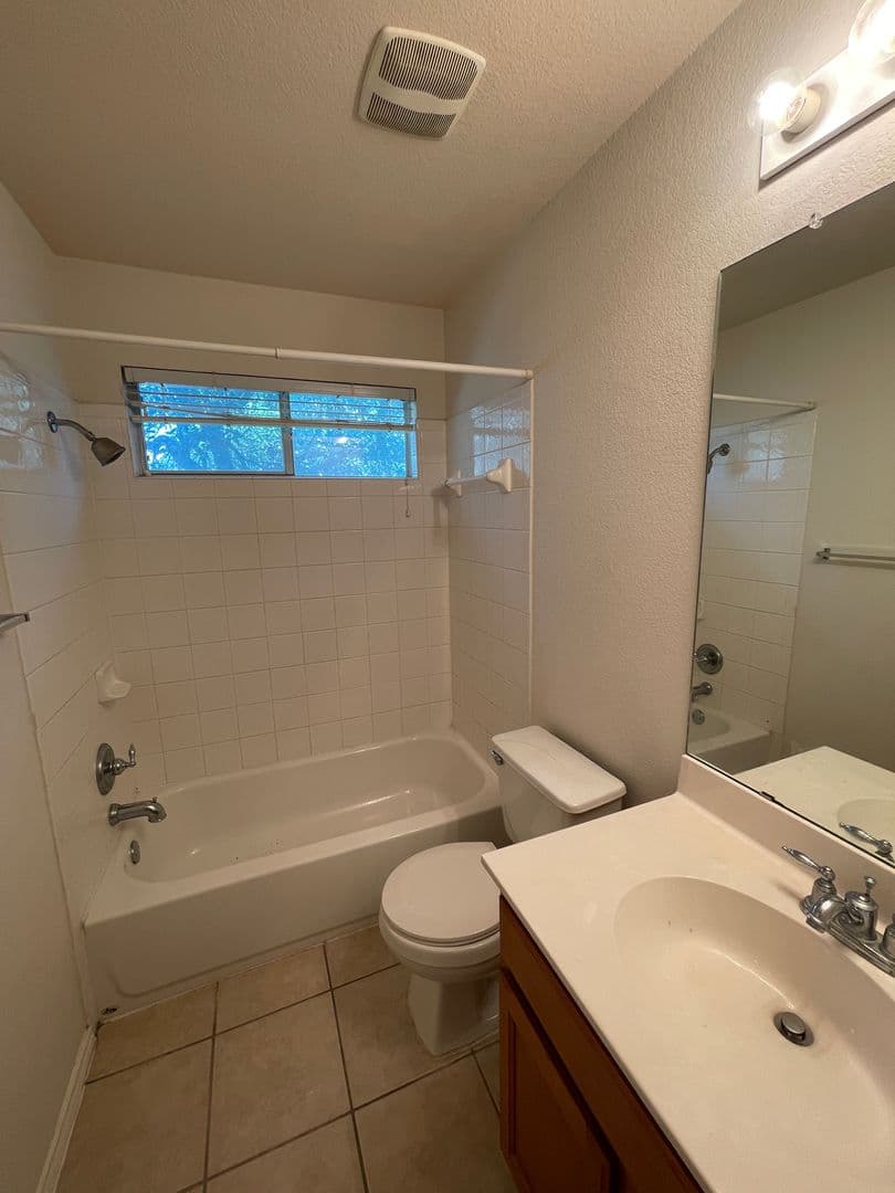 Round Rock House: 3830 Castle Rock Cove