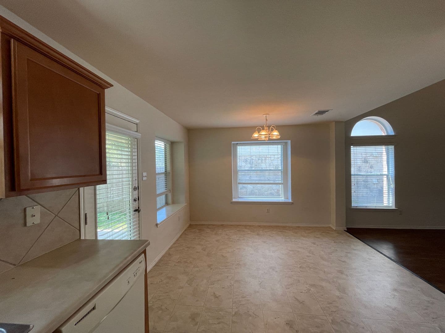 Round Rock House: 3830 Castle Rock Cove