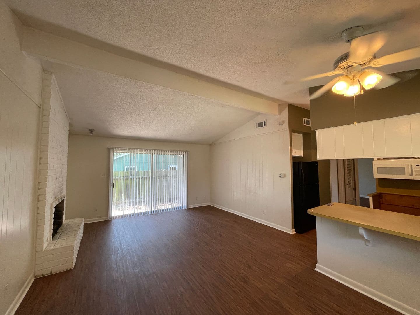 Austin Apartment: 914 Beaver Trail