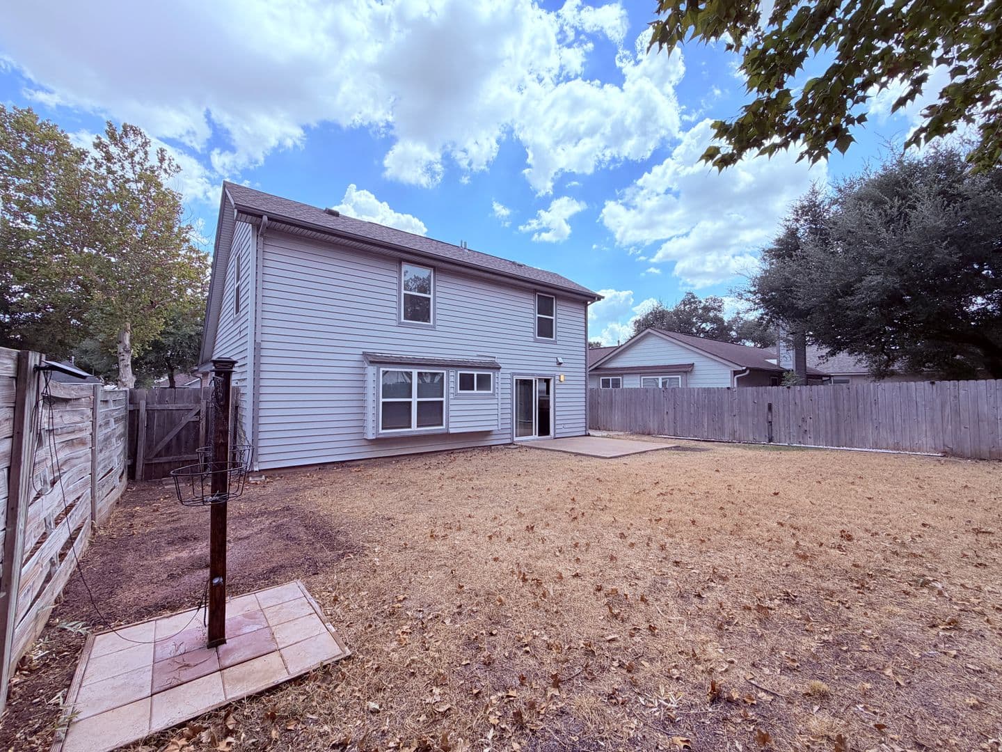 Leander House: 1605 Parkwood Drive