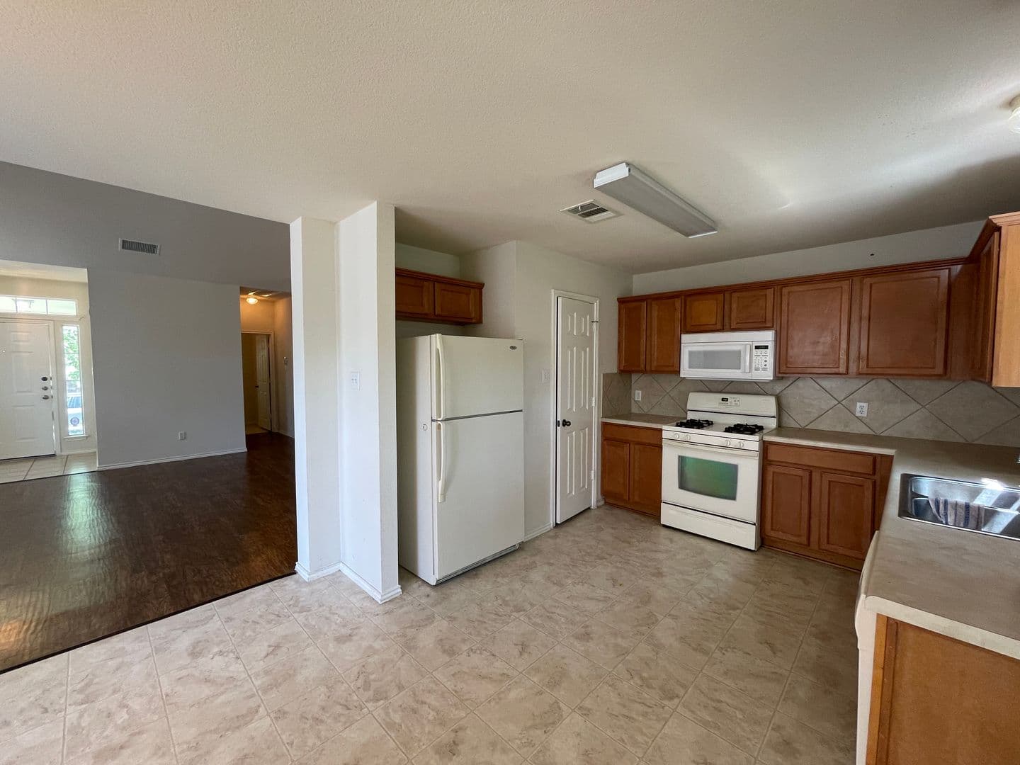 Round Rock House: 3830 Castle Rock Cove