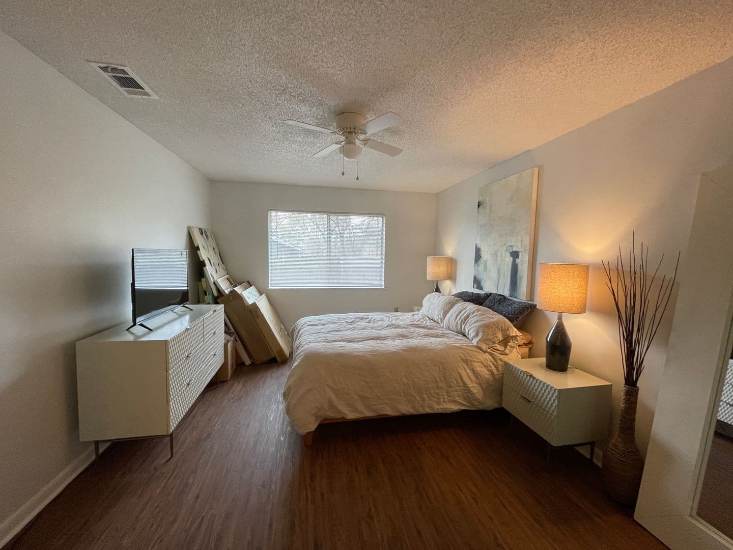 Austin Apartment: 914 Beaver Trail