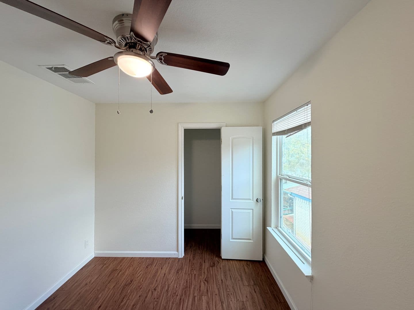 Leander House: 1605 Parkwood Drive