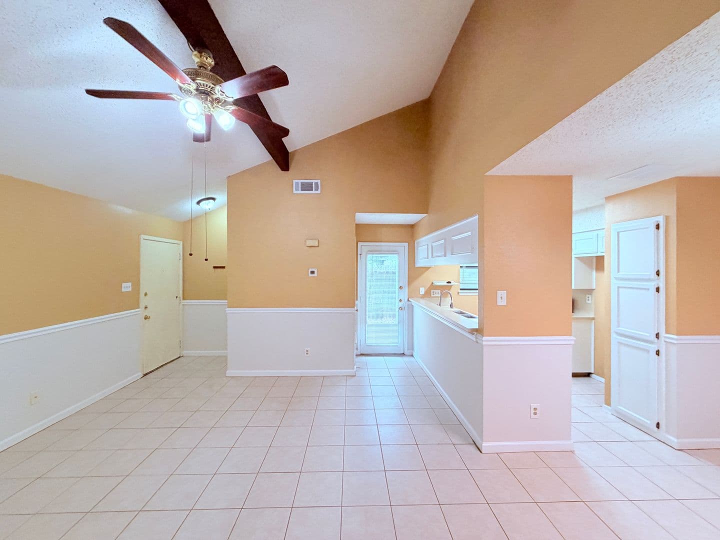 Austin Apartment: 6503 Columbia Oaks Court
