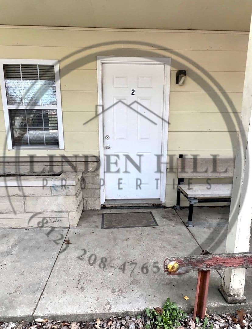 Terre Haute Apartment: 9999 E US HWY 40