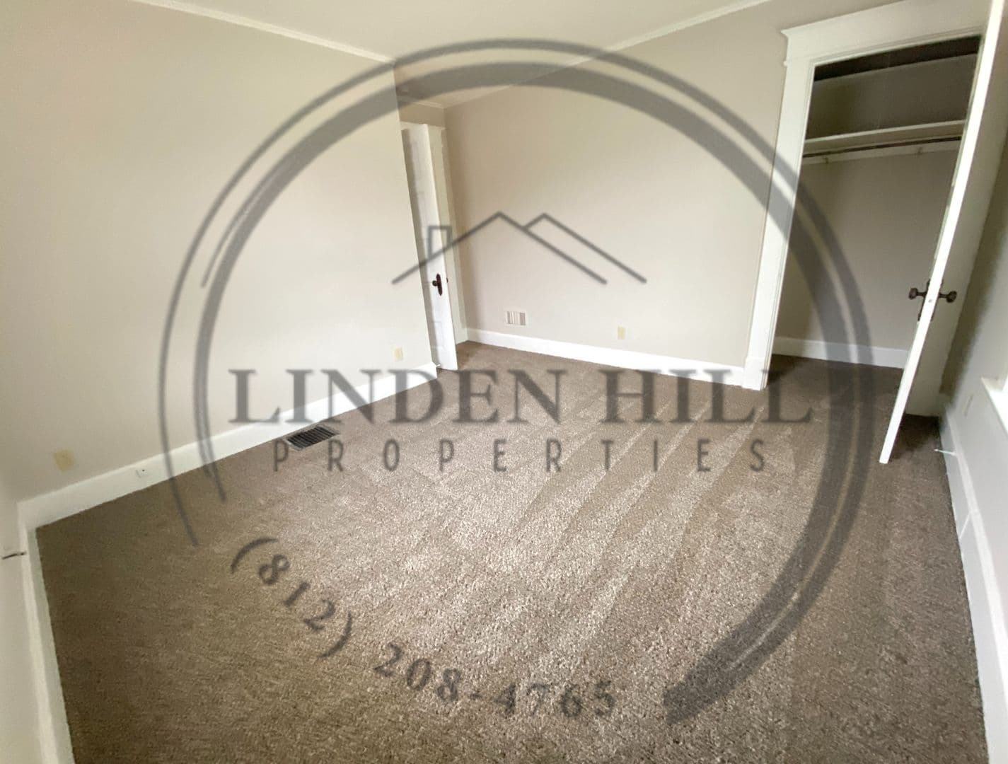 Terre Haute Apartment: 635 S 25th St