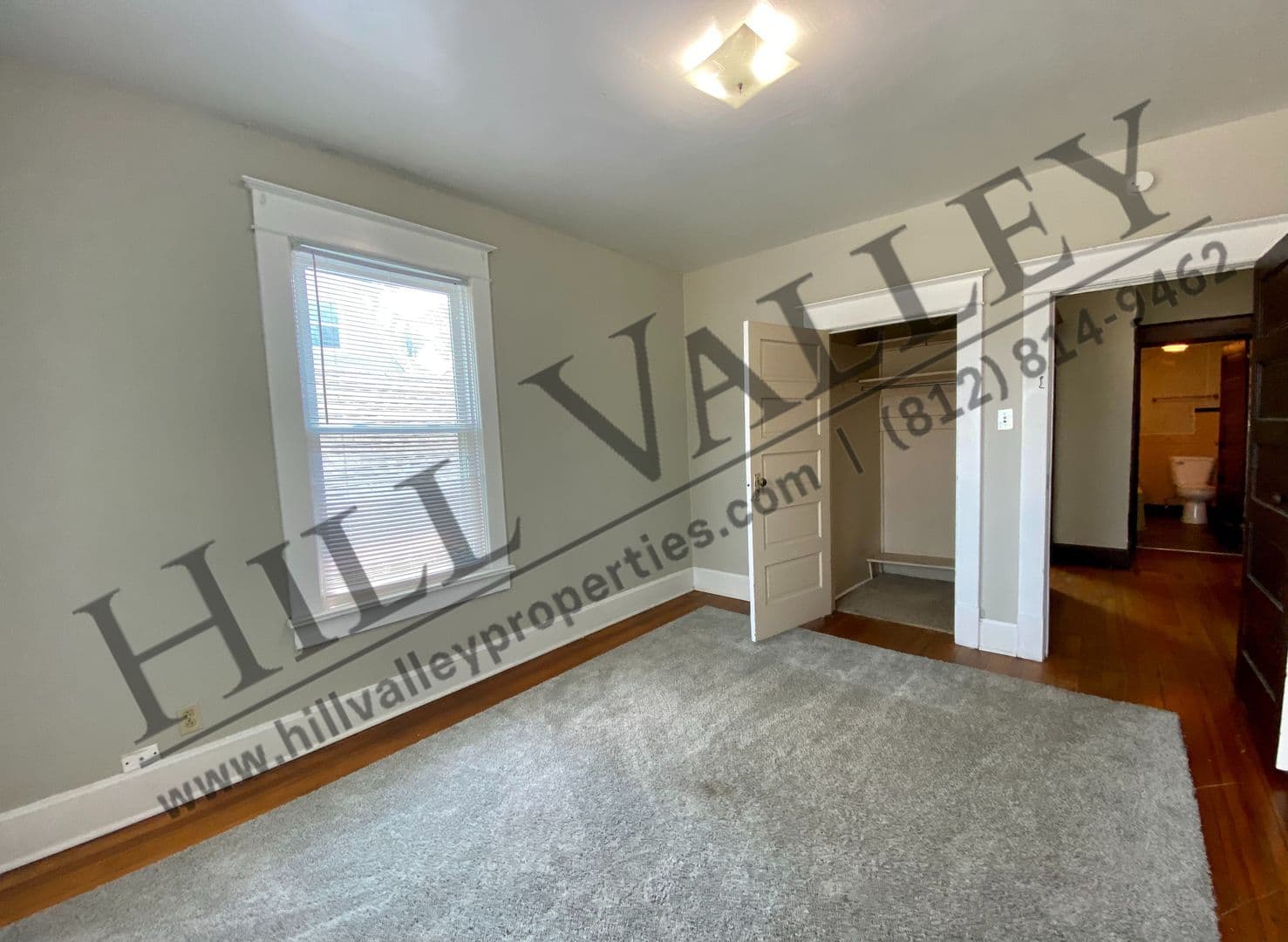 Terre Haute Apartment: 929 S 5th St