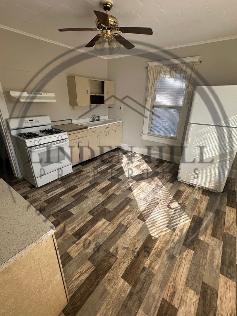 Terre Haute Apartment: 635 S 25th St